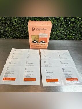 Dr. Dennis Gross Alpha Beta Universal Daily Peel - 10pm with mini kit